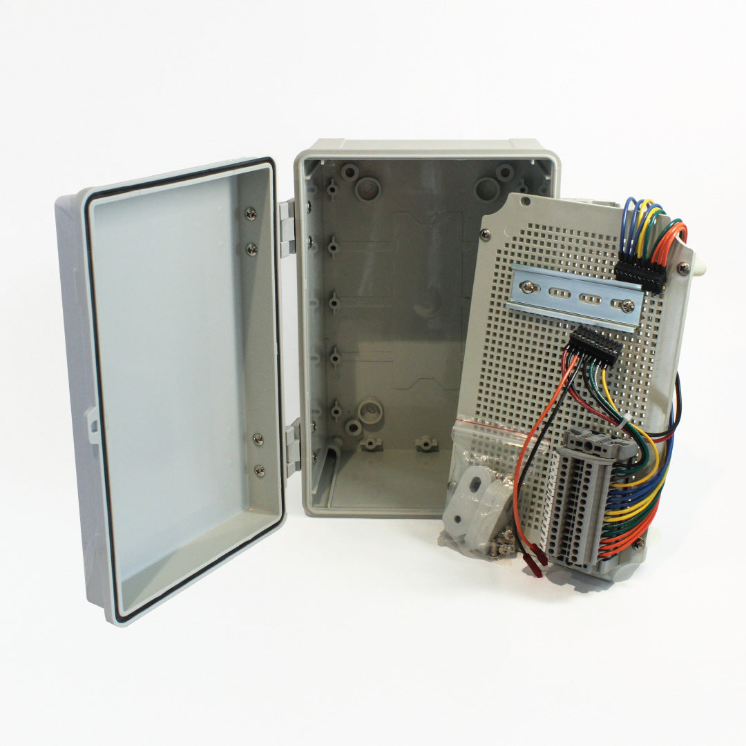 SFK-ENCL-0500 - Powered Enclosure Compact